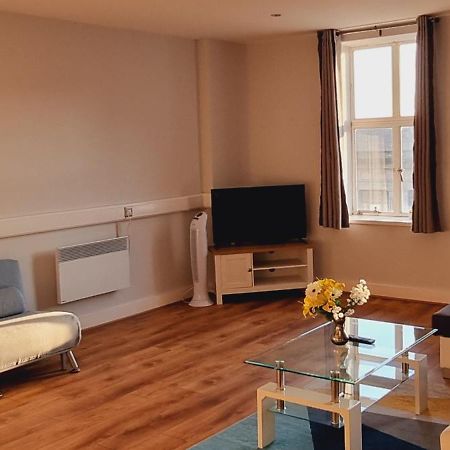 Modern And Spacious Swansea Centre Apartment Zewnętrze zdjęcie