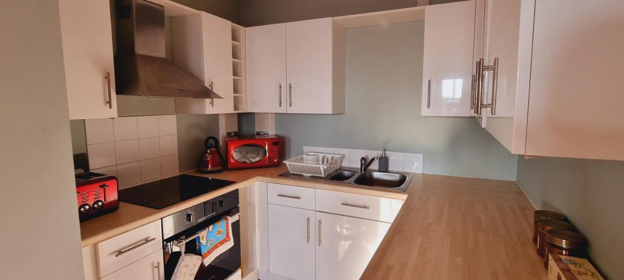 Modern And Spacious Swansea Centre Apartment Zewnętrze zdjęcie